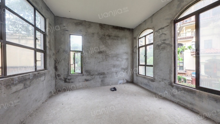 奥园一期四区布拉诺区二手房实景图