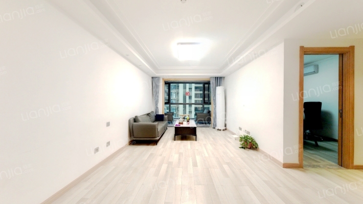 世茂璀璨倾城西区二手房实景图