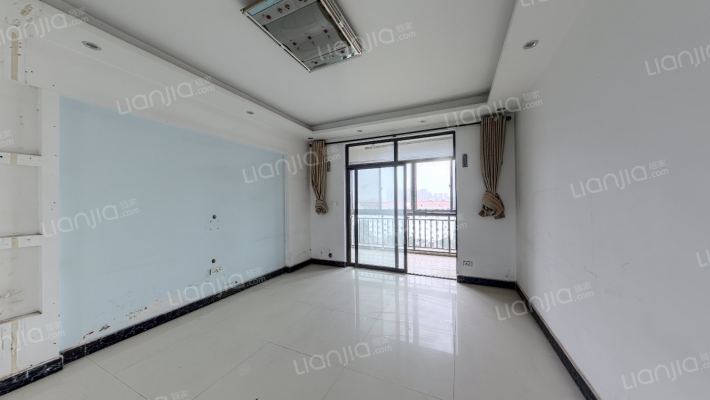 米兰小镇西区二手房实景图