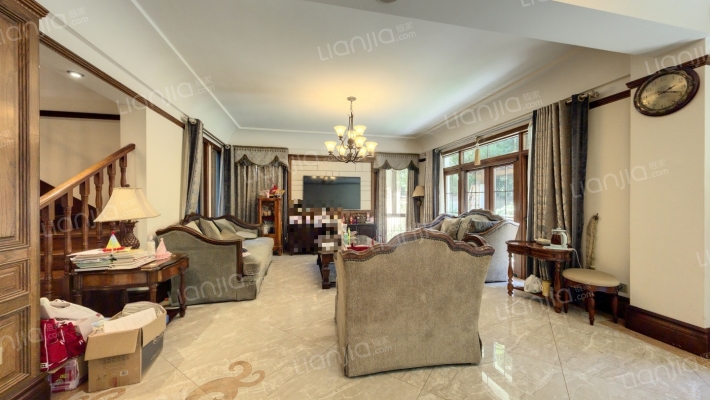 玛斯兰德红木林街区二手房实景图