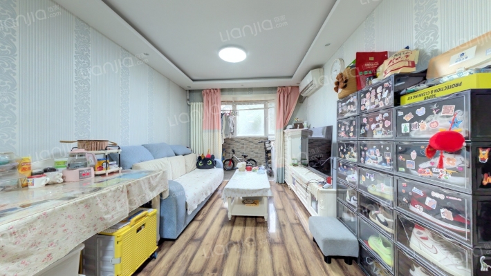 新纪家园二手房实景图