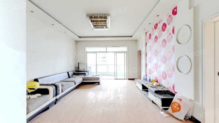 金桥港湾二手房实景图