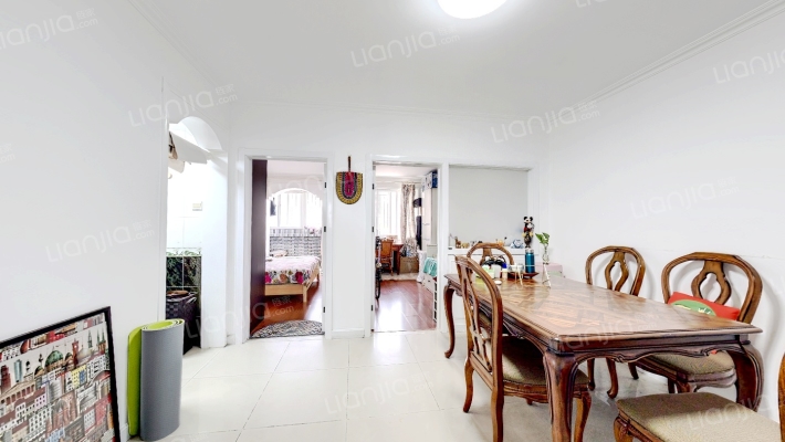 首体家属院二手房实景图