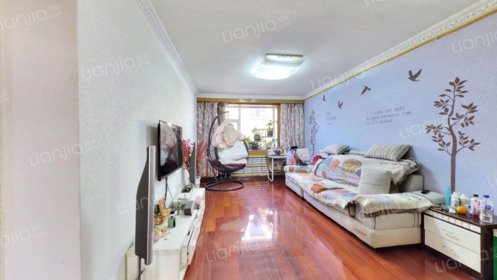 龙富小区二手房实景图