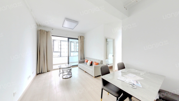 万瑞林语光年二手房实景图