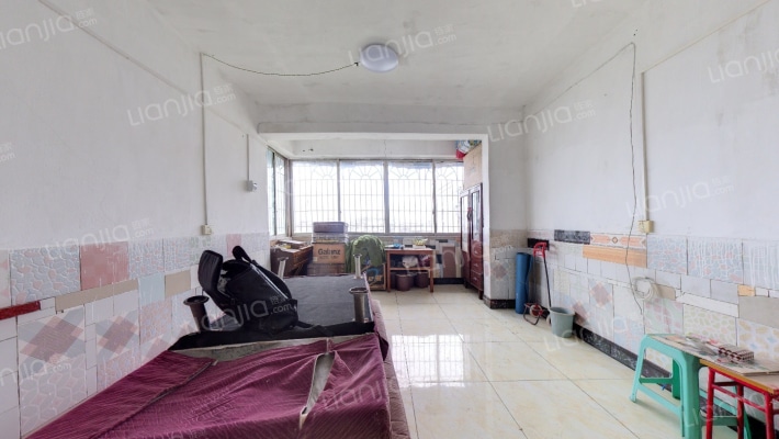 渝航路33号二手房实景图