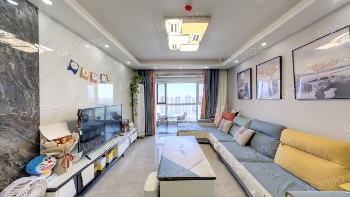 振业泊岸二手房实景图