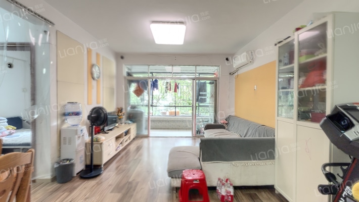 荣村小区二手房实景图