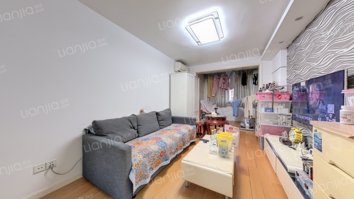 银宏新邨二手房实景图