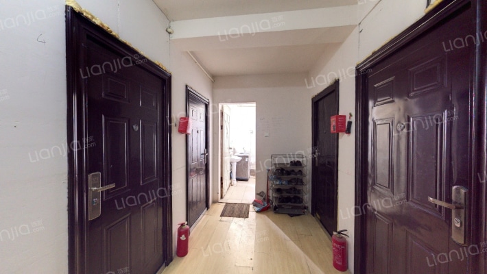 南城亲水佳苑二手房实景图