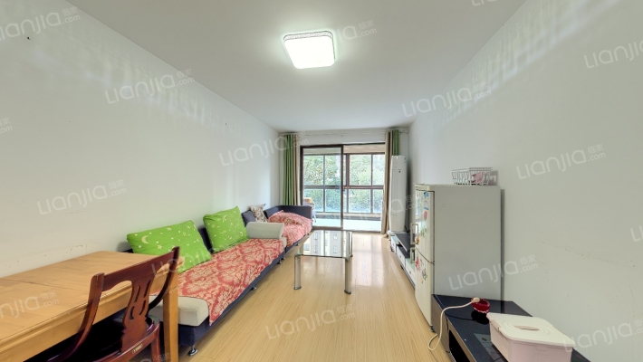 龙津广场C区二手房实景图