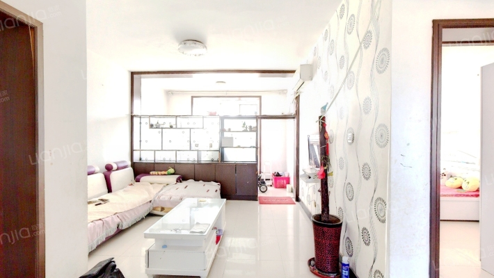 水岸美景二手房实景图