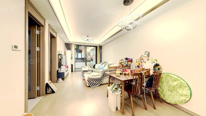 龙湖天钜二手房实景图