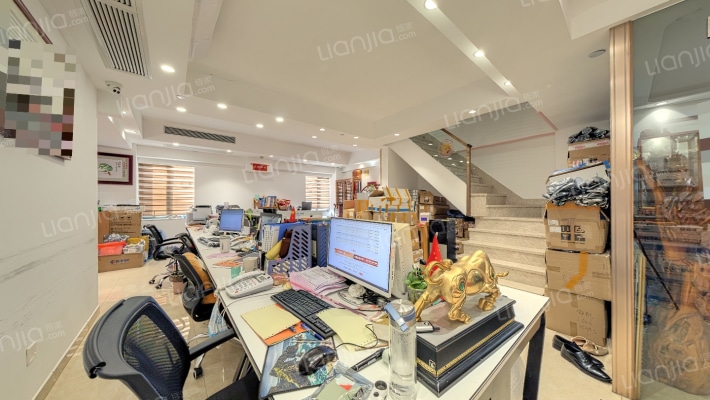 中航鼎诚国际大厦二手房实景图