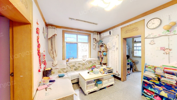 纬三路16号院二手房实景图