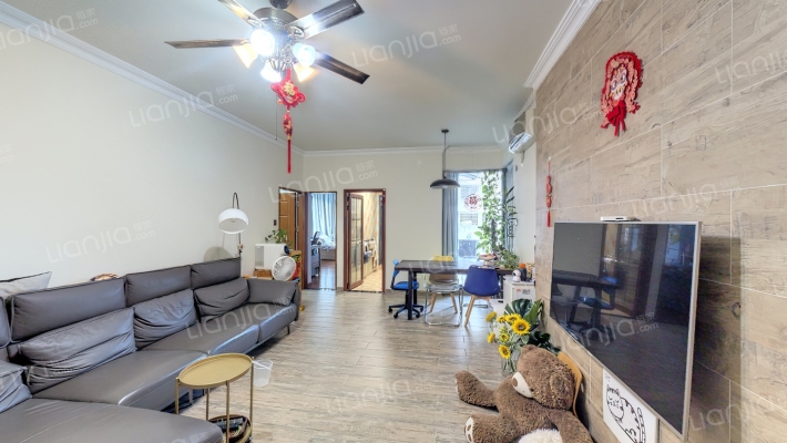 联发名苑二手房实景图