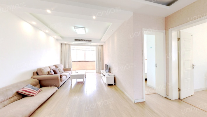 南方花园B组团二手房实景图