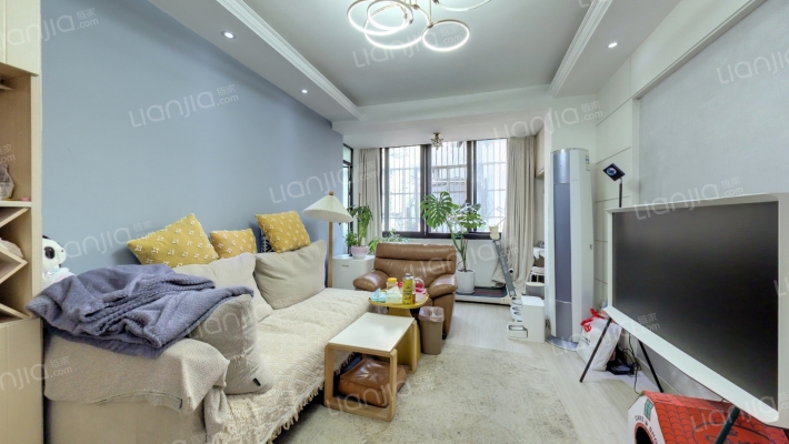 富特四村二手房实景图