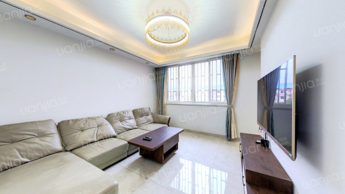 前哨路231弄二手房实景图