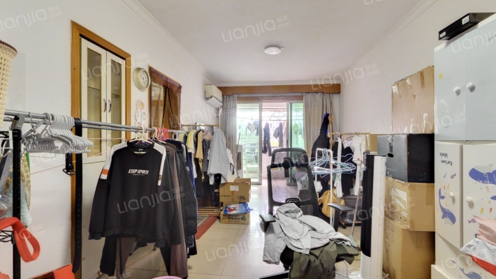 彩虹居二手房实景图