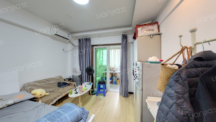 万禾广场二手房实景图