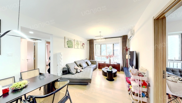 万科信成道二期二手房实景图