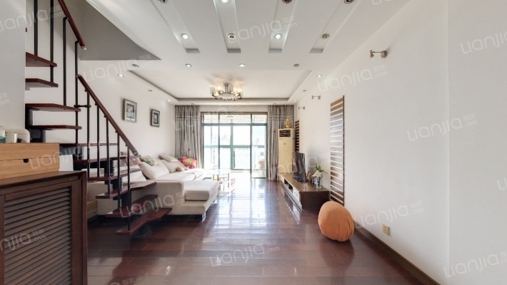 汇景新苑东苑二手房实景图