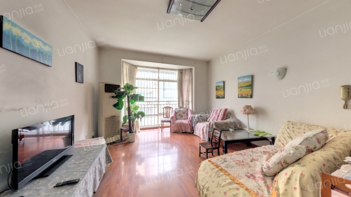 亲河名居C区二手房实景图