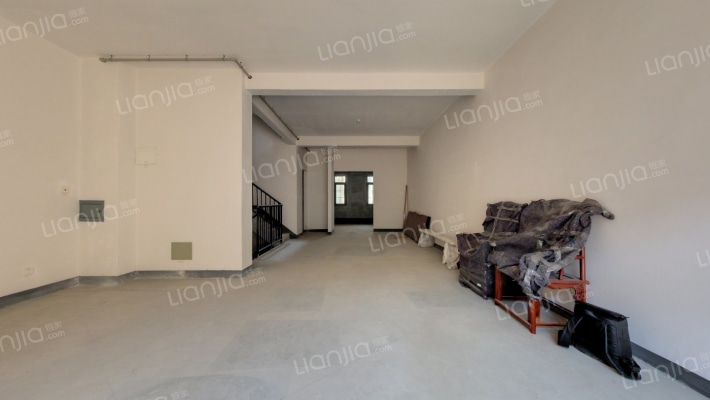 龙湖蔚澜香醍二手房实景图