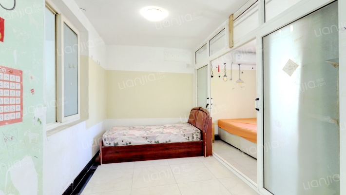 青塔东里二手房实景图