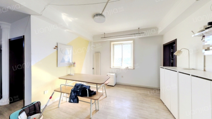 龙乡东区二手房实景图