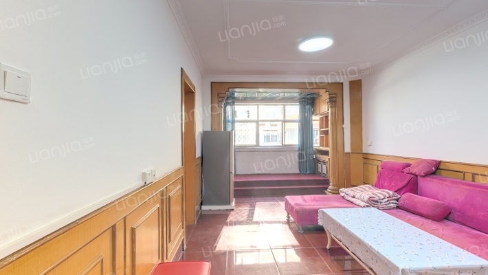 航海教工小区二手房实景图