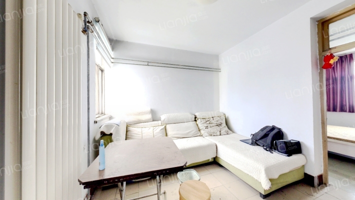 七一三航海小区二手房实景图