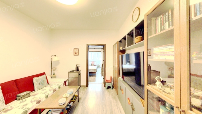 天新北里二手房实景图