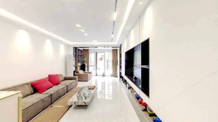 亚泰城一期二手房实景图