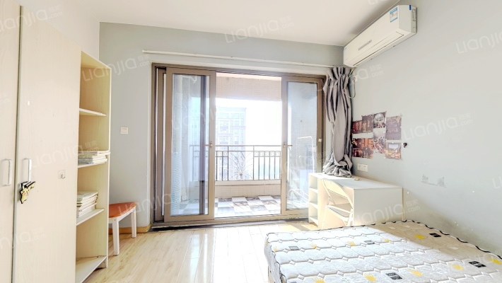 佛奥俊贤雅居二手房实景图