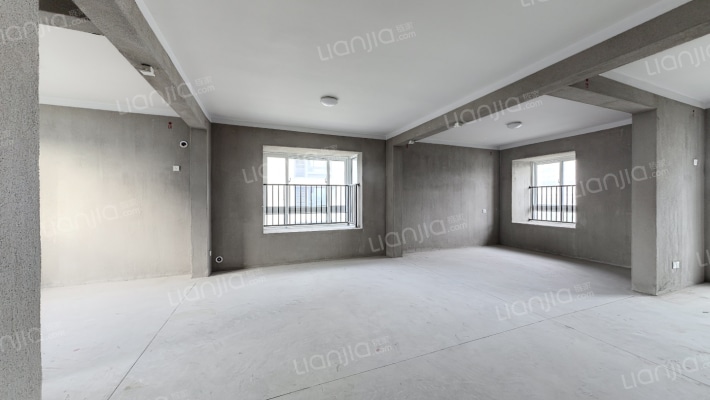 芳韵雅苑C区二手房实景图