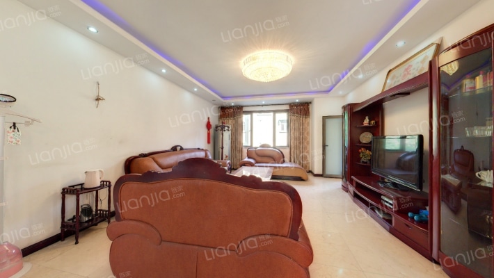 保利国宾上院二手房实景图