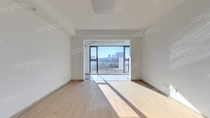 中房·卓越府二手房实景图