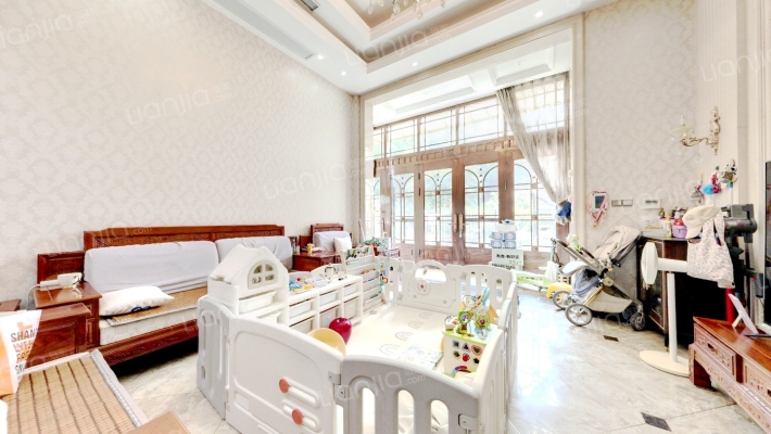 天鹅湖庄园二手房实景图