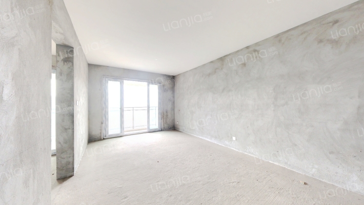 三特凤鸣朝阳二手房实景图