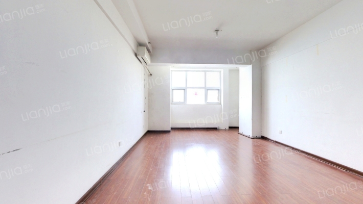 乐梦中心二手房实景图