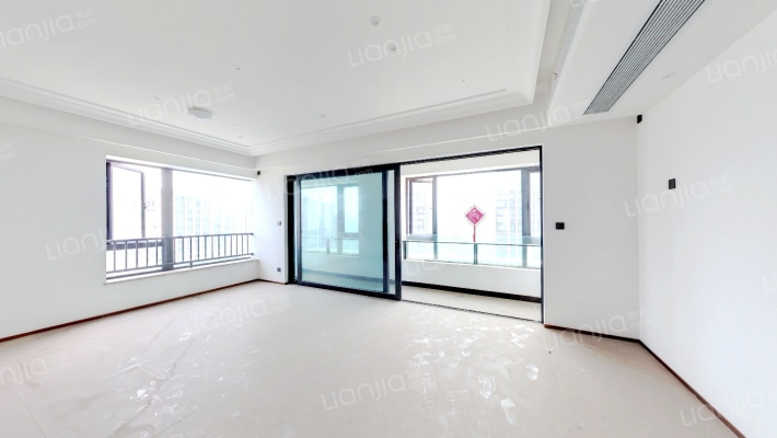 万科翡翠公园二期二手房实景图