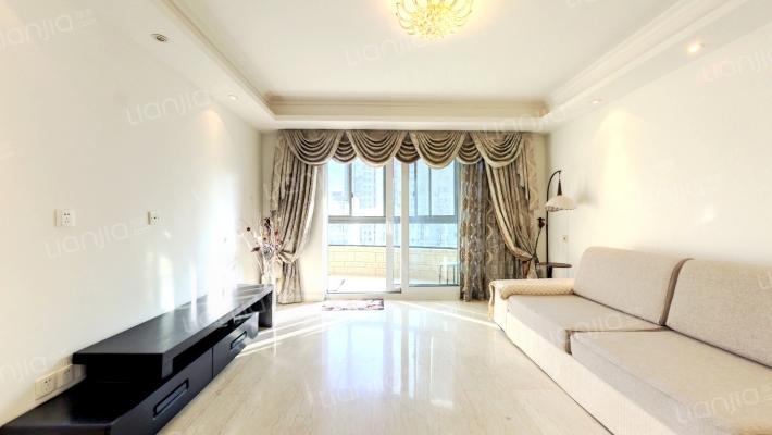 静安均泰丽轩二手房实景图