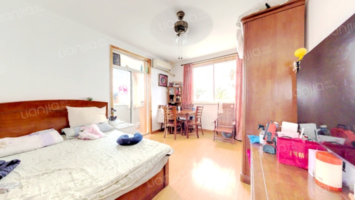 西谈家渡路81弄二手房实景图