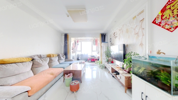 高尔夫花院二手房实景图