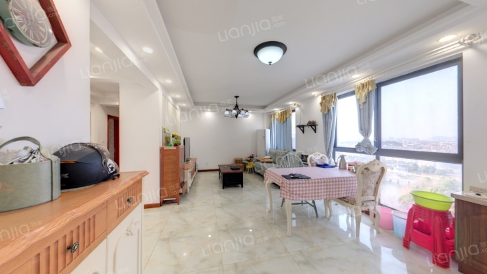 美景豪庭二手房实景图