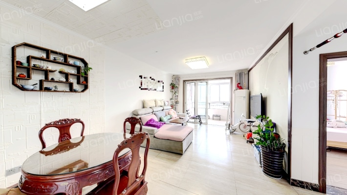 美的城二手房实景图