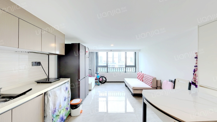 南海美的置业广场二手房实景图