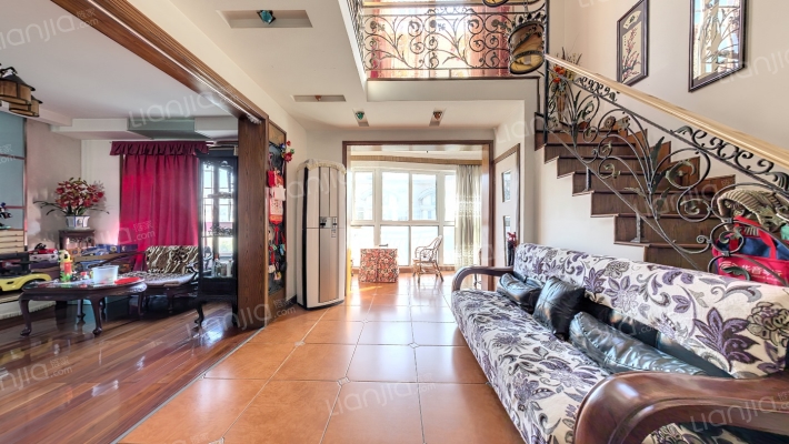 上南山水苑东区二手房实景图